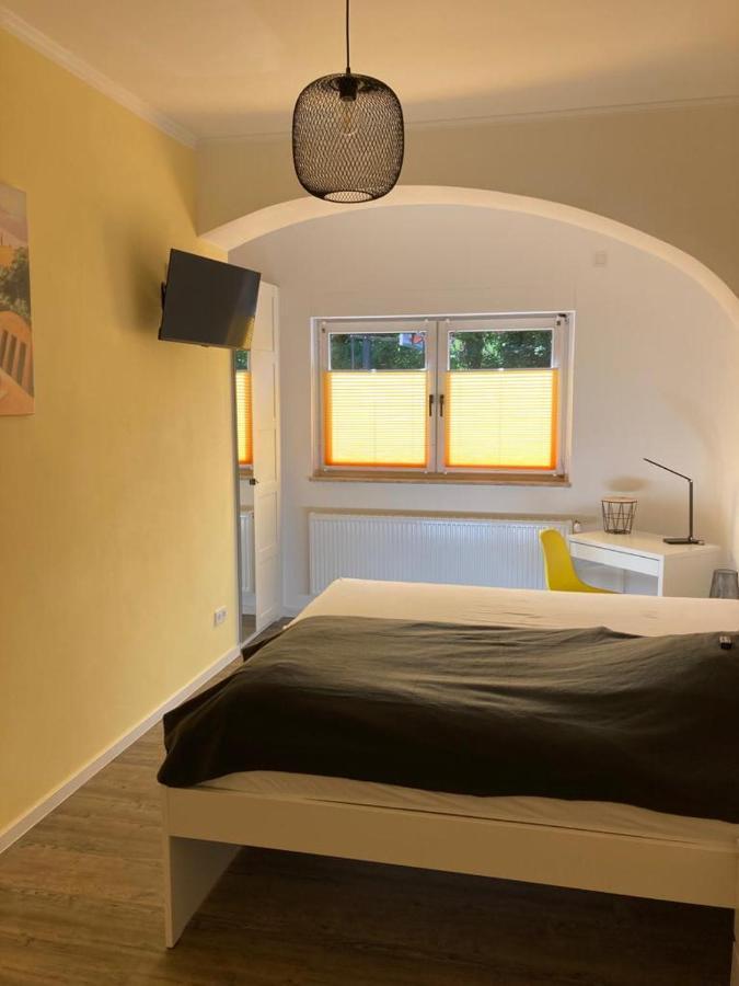 Bergs Bahnhof Apartment Ralingen Luaran gambar